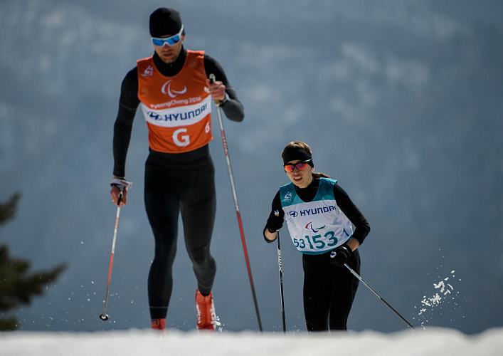 Паралимпиада-2018. 5 день. Михалина Лысова завоевала "серебро" в лыжном спринте среди лиц с нарушением зрения