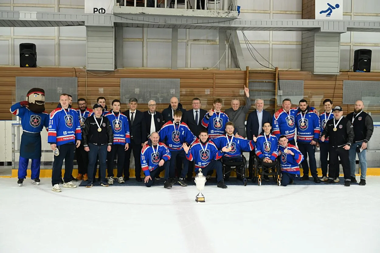 СХК «АКМ-следж» - победитель чемпионата России по следж-хоккею в дивизионе «Высшая лига» СХК «АКМ-следж» - победитель чемпионата России по следж-хоккею в дивизионе «Высшая лига»