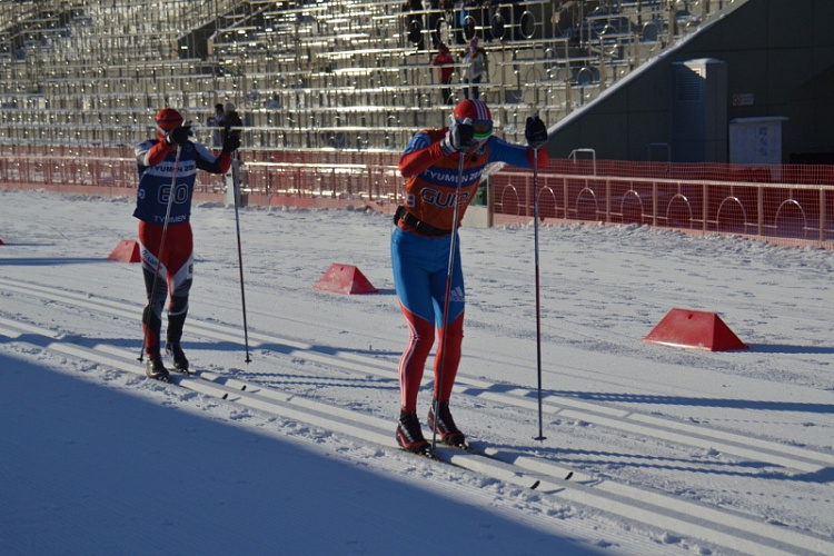 Российские спортсмены одержали шесть побед на старте I этапа Кубка мира 2015-2016 г.г. по лыжным гонкам и биатлону в Тюмени