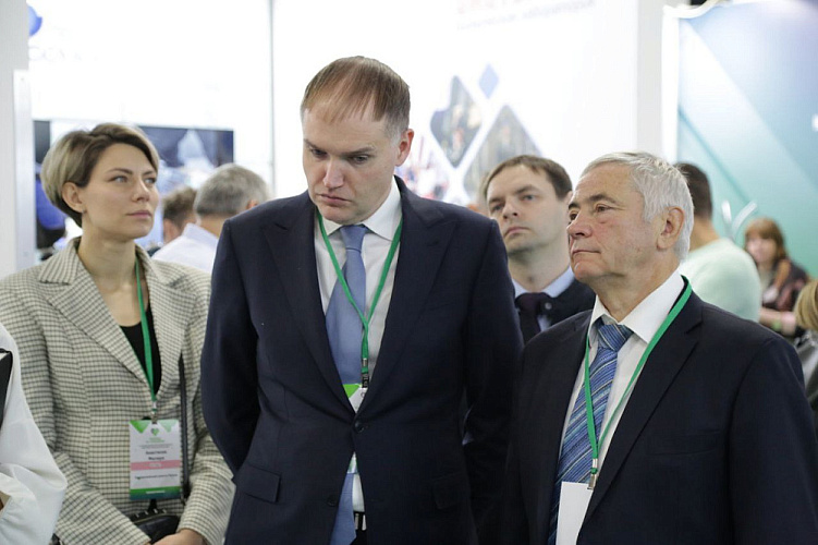 П.А. Рожков в г. Москве принял участие в сессии «Роль отечественной промышленности в развитии адаптивного спорта», проводимой в рамках VII Национального форума реабилитационной индустрии и универсального дизайна «Надежда на технологии» П.А. Рожков в г. Москве принял участие в сессии «Роль отечественной промышленности в развитии адаптивного спорта», проводимой в рамках VII Национального форума реабилитационной индустрии и универсального дизайна «Надежда на технологии»