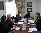 В.П. Лукин в офисе ПКР провел встречу с Генеральным секретарем НПК Узбекистана О.Ф. Гафуровым