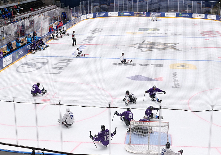 Во Владивостоке завершился Кубок «Герои нашего времени» по следж-хоккею среди ветеранов СВО Во Владивостоке завершился Кубок «Герои нашего времени» по следж-хоккею среди ветеранов СВО