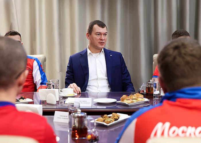 Министр спорта РФ М.В. Дегтярев, Губернатор Московской области А.Ю. Воробьев, президент ПКР П.А. Рожков встретились с подмосковной командой по итогам выступления на зимнем Кубке Защитников Отечества Министр спорта РФ М.В. Дегтярев, Губернатор Московской области А.Ю. Воробьев, президент ПКР П.А. Рожков встретились с подмосковной командой по итогам выступления на зимнем Кубке Защитников Отечества