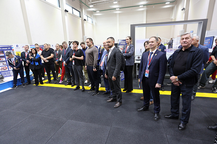 В Самаре ПКР и Общероссийское Движение «Здоровое Отечество» провели презентацию первого регионального Демонстрационно-просветительского центра по адаптивному спорту для представителей спортивных организаций субъектов РФ