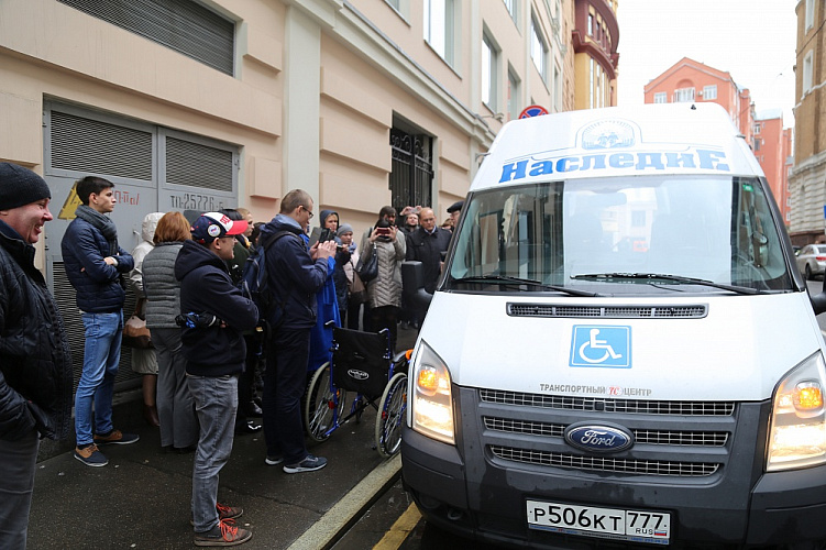 А.А. Строкин, О.В. Семенова в актовом зале ПКР вручили специалистам подразделений Министерства социального развития Московской области удостоверения о повышении квалификации