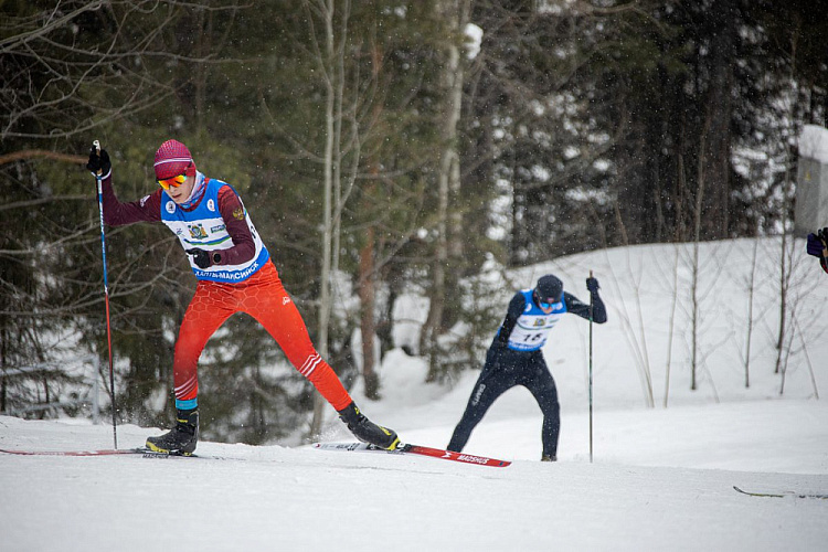 В Ханты-Мансийске определены победители и призеры главного старта по лыжным гонкам и биатлону спорта лиц с ПОДА спортивного сезона 2023 года