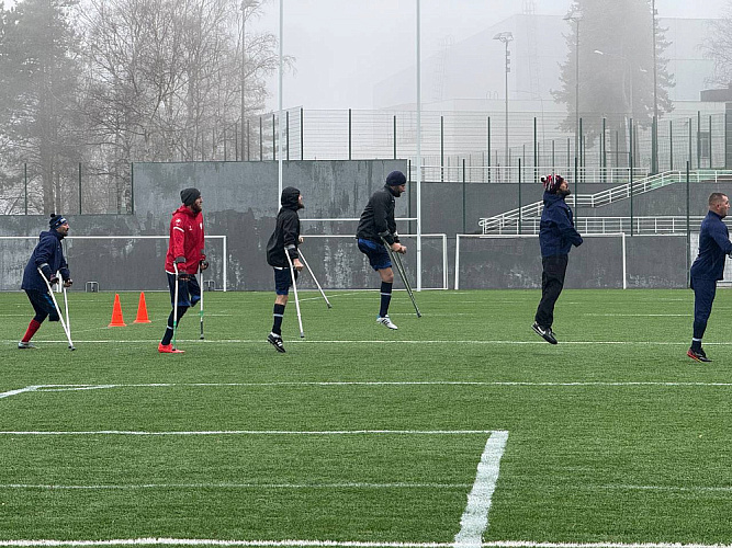 В Кисловодске проходит учебно-тренировочный сбор по футболу ампутантов для ветеранов СВО 