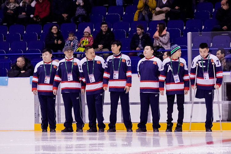 Р.А. Баталова, Л.Н. Селезнев приняли участие в церемонии открытия Традиционного международного турнира – Кубок континента по хоккею-следж