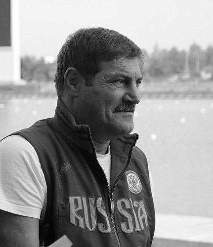 ПКР выражает соболезнования семье, родным, близким, коллегам и воспитанникам старшего тренера сборной команды России по гребле на байдарках и каноэ спорта лиц с ПОДА А.С. Маврофиди ПКР выражает соболезнования семье, родным, близким, коллегам и воспитанникам старшего тренера сборной команды России по гребле на байдарках и каноэ спорта лиц с ПОДА А.С. Маврофиди