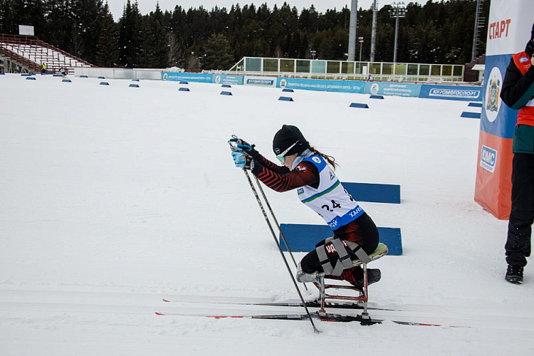 В Ханты-Мансийске определены победители и призеры главного старта по лыжным гонкам и биатлону спорта лиц с ПОДА спортивного сезона 2023 года