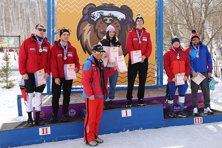 Итоги чемпионата России по горнолыжному спорту слепых 