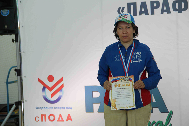 П.А. Рожков, О.В.Семенова, А.И.Алябьев наградили победителей и призеров первого соревновательного дня традиционного фестиваля паралимпийского спорта «Парафест»