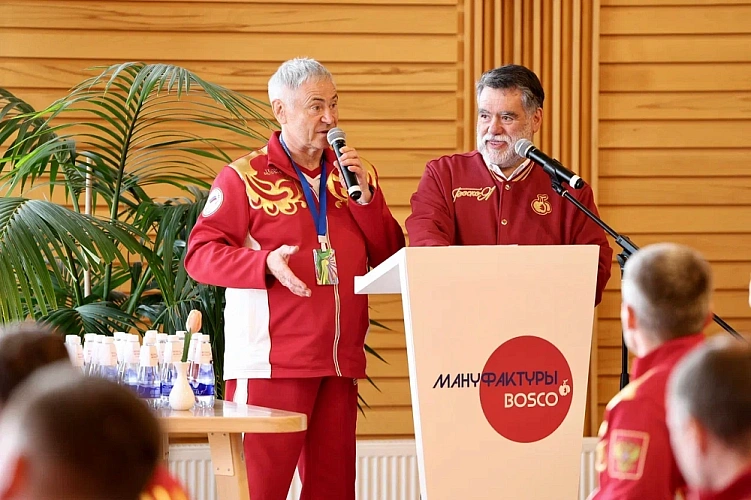 Делегация российских паралимпийцев посетила швейную фабрику «Мануфактуры Bosco»