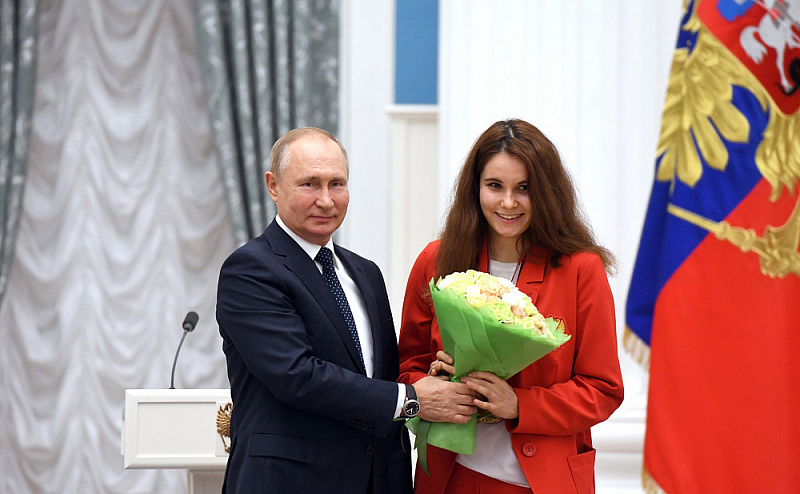 Президент РФ В.В. Путин вручил государственные награды победителям ХVI Паралимпийских летних игр в Токио