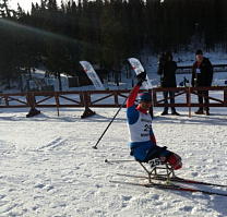 Роман Петушков завоевал второе "золото" на Чемпионате мира по лыжным гонкам и биатлону среди спортсменов с поражением опорно-двигательного аппарата и нарушением зрения в Швеции