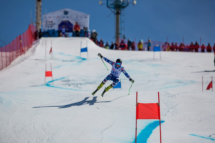 Старший тренер сборной России по горнолыжному спорту лиц с ПОДА А.В. Назаров: «Прошедший спортивный сезон выдался непростым, как для нас, так и для всего паралимпийского спорта»