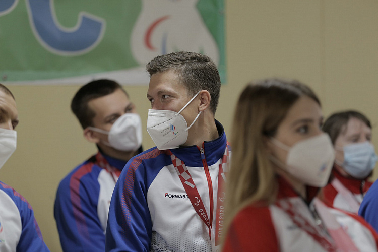О.В. Матыцин в режиме телемоста провел встречу с П.А. Рожковым и чемпионами и призерами XVI Паралимпийских летних игр, находящимися в Паралимпийской деревне  