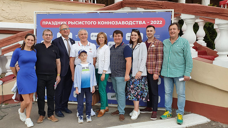 П.А. Рожков посетил Центральный московский ипподром П.А. Рожков посетил Центральный московский ипподром