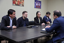 В офисе ПКР состоялась встреча председателя Исполкома, первого вице-президента ПКР А.О. Торопчина с Первым секретарем посольства Республики Узбекистан в Российской Федерации Ф.Ф. Абдурахмановым
