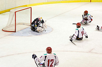 Российские следж-хоккеисты выиграли крупный международный турнир в Чехии, забросив соперникам 80 шайб и не пропустив ни одной