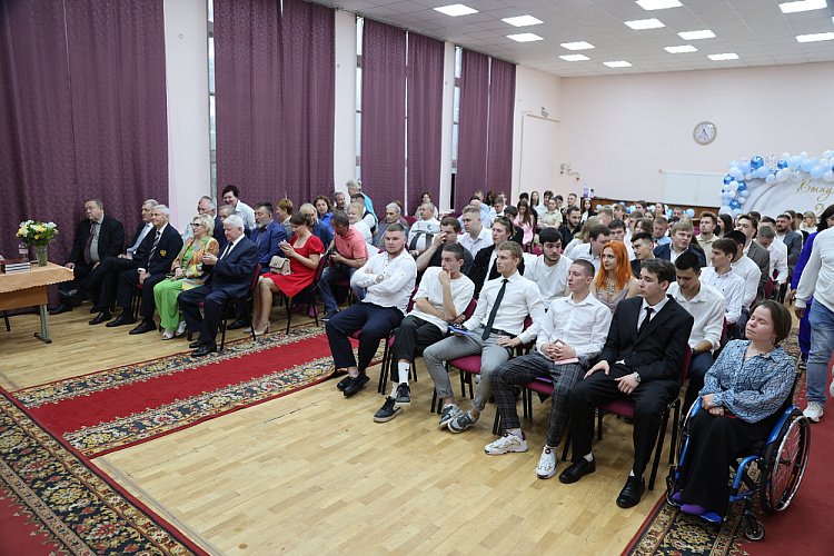  П.А. Рожков в Подольске принял участие в церемонии вручения дипломов выпускникам Подольского социально-спортивного института и Подольского социально-спортивного колледжа  