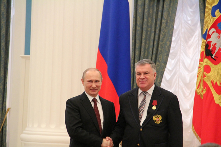 Президент Российской Федерации В.В. Путин вручил государственные награды Российской Федерации организаторам XI Паралимпийских  зимних игр в Сочи, руководителям спортивных федераций, тренерам и другим деятелям, внесшим вклад в подготовку  Паралимпиады-2014