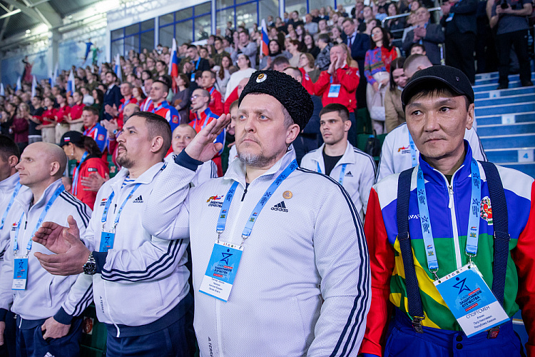 Более 300 ветеранов специальной военной операции приняли участие в первом Всероссийском «Кубке Защитников Отечества» по зимним видам спорта