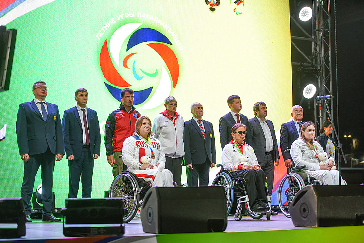 В Сочи состоялась торжественная церемония закрытия Летних Игр Паралимпийцев «Мы вместе. Спорт»