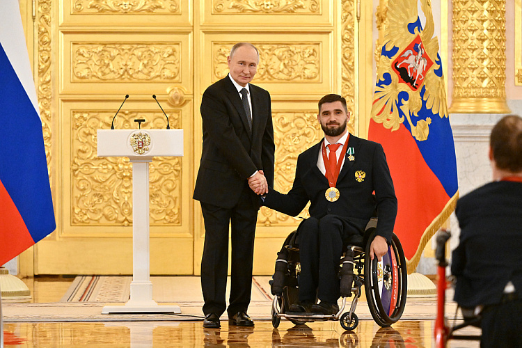 Иван Ревенко: Лауреат спортивной премии «Возвращение в жизнь» в номинации «Возвращение в жизнь» Иван Ревенко: Лауреат спортивной премии «Возвращение в жизнь» в номинации «Возвращение в жизнь»