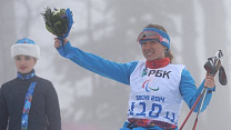Российская спортсменка с поражением опорно-двигательного аппарата, выступающая  в категории "сидя", Светлана Коновалова завоевала золотую медаль в биатлонной гонке на 12,5 км
