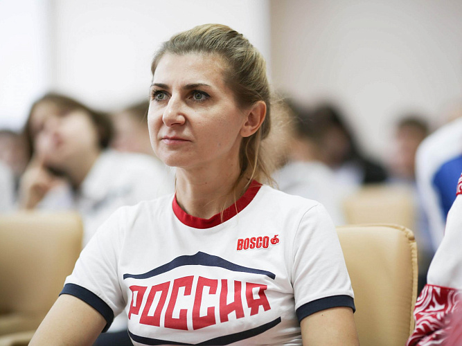 Старший тренер сборной команды России по велоспорту лиц с ПОДА Е.Ф. Мухортова: «На чемпионате мира на треке в Канаде мы выступили достойно» Старший тренер сборной команды России по велоспорту лиц с ПОДА Е.Ф. Мухортова: «На чемпионате мира на треке в Канаде мы выступили достойно»