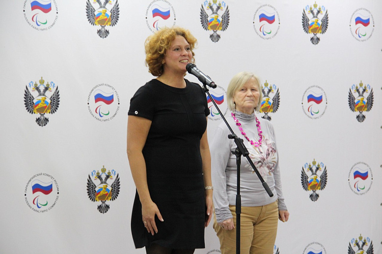 В Универсальном спортивном зале «Паралимпийский» состоялось награждение победителей и призеров соревнований заключительного дня и церемония закрытия Всероссийской спартакиады учащихся учебных заведений по видам спорта лиц с поражением ОДА