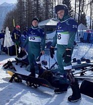 Дмитрий Фадеев и Монзер Филипп Шеббо не смогли выйти в полуфинал сноуборд-кросса на Паралимпиаде 2026