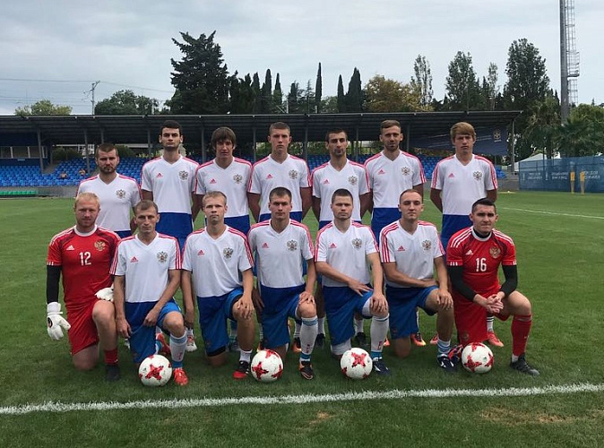 Сборная команда России по футболу ЦП вступает в борьбу за титул чемпиона Европы