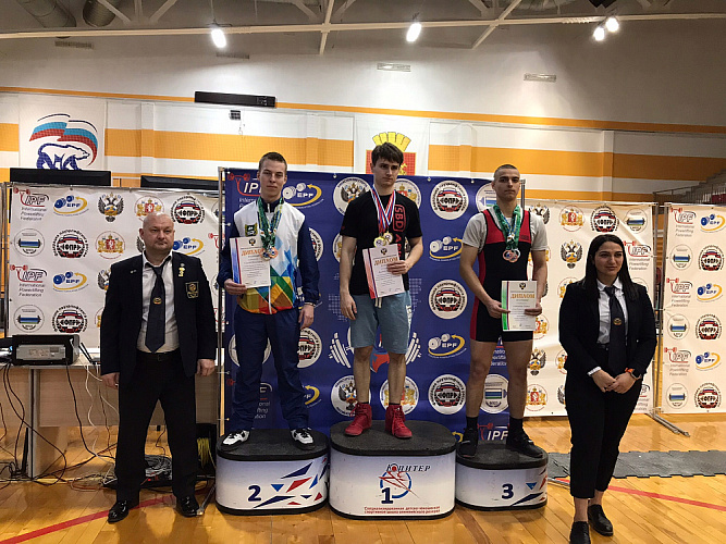 Определены победители и призеры Кубка России по пауэрлифтингу спорта лиц с ИН