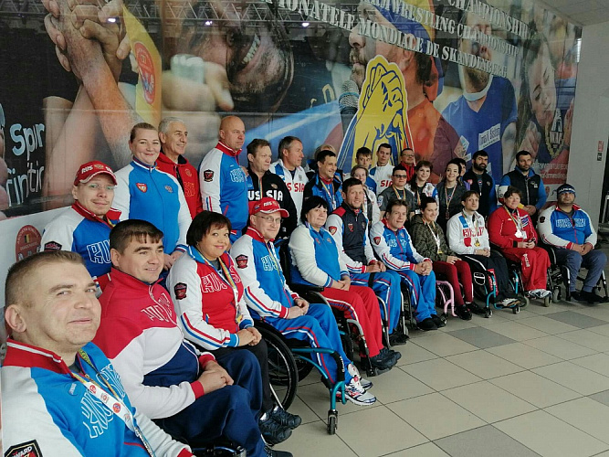 Сборная команда России по армрестлингу выиграла общекомандный зачет чемпионата мира в женской категории и стала второй – в мужской