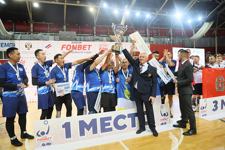 Команда Бурятии выиграла Кубок Фонбет по волейболу сидя среди ветеранов СВО