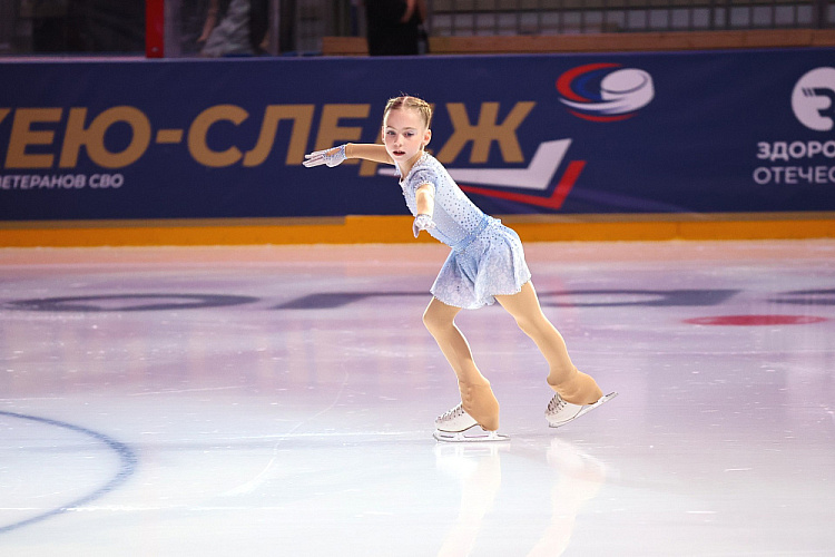 Во Владивостоке состоялось открытие Кубка по следж-хоккею среди ветеранов СВО «Герои нашего времени»