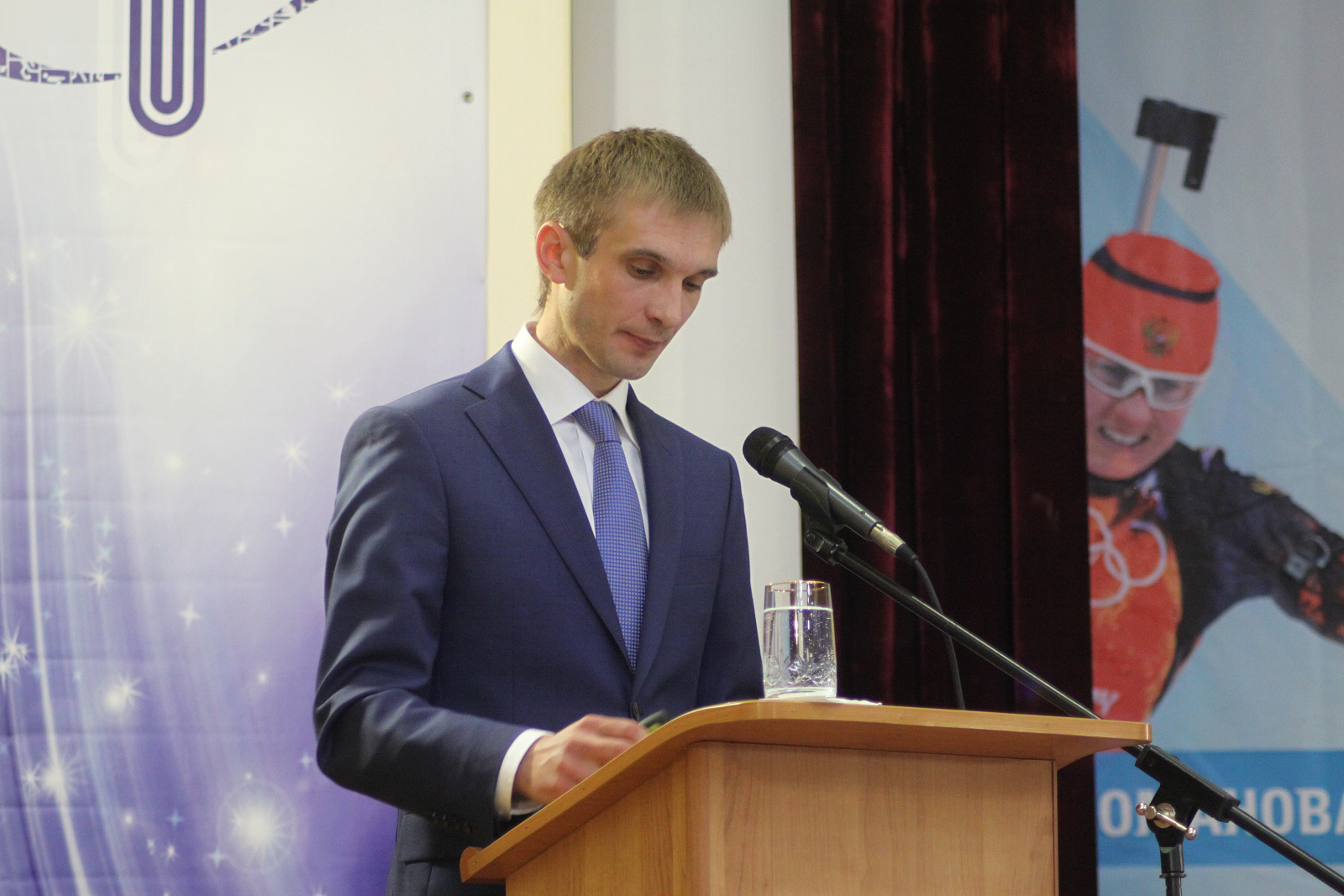 Во второй день рабочего визита в г. Омск П.А. Рожков, А.А. Строкин, О.Н. Смолин в СибГУФК приняли участие в работе методического семинара-совещания "Актуальные вопросы модернизации системы подготовки спортивного резерва" Во второй день рабочего визита в г. Омск П.А. Рожков, А.А. Строкин, О.Н. Смолин в СибГУФК приняли участие в работе методического семинара-совещания "Актуальные вопросы модернизации системы подготовки спортивного резерва"