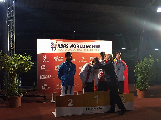 П.А. Рожков в г. Вила-Реал-ди-Санту-Антониу (Португалия) принял участие в просмотре соревнований и церемонии награждения Всемирных игр колясочников и ампутантов (IWAS)