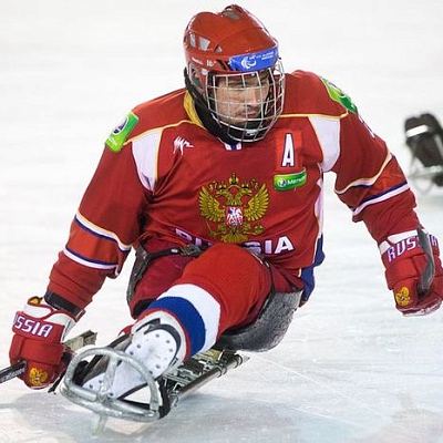 Евгений Петров