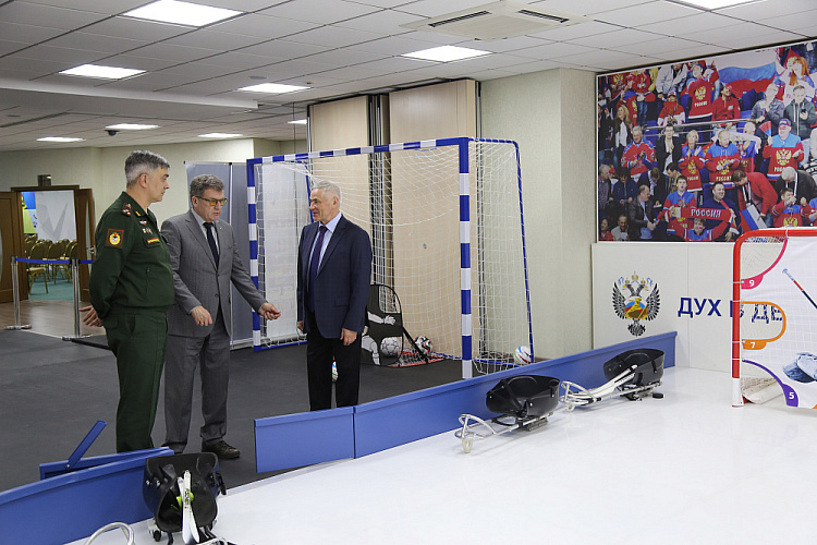 П.А. Рожков в офисе ПКР провел рабочую встречу с начальником Центрального спортивного клуба Армии, полковником А.В. Громовым