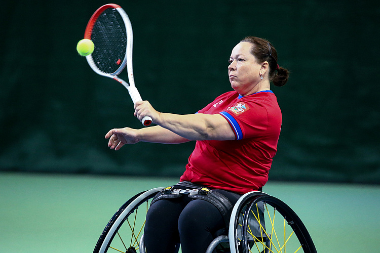 43 спортсмена из 11 регионов страны разыграли медали чемпионата России по теннису на колясках