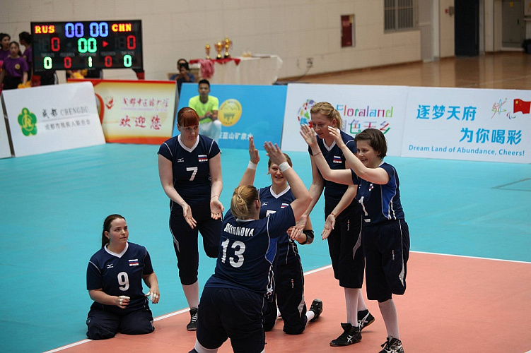 Женская сборная команда России по волейболу сидя стала серебряным призером международного турнира World Super 6 в Китае