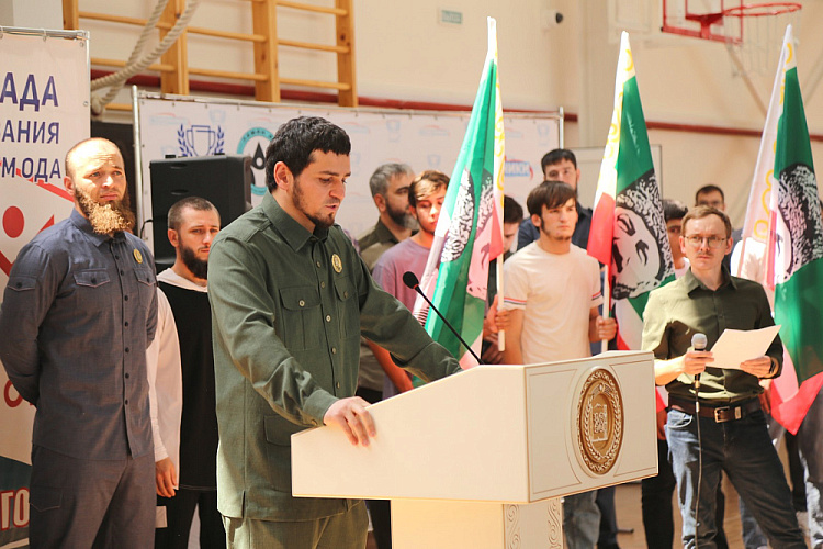 Всероссийскую летнюю спартакиаду детей-инвалидов с поражением ОДА и соревнования по футболу ампутантов торжественно открыли в Грозном