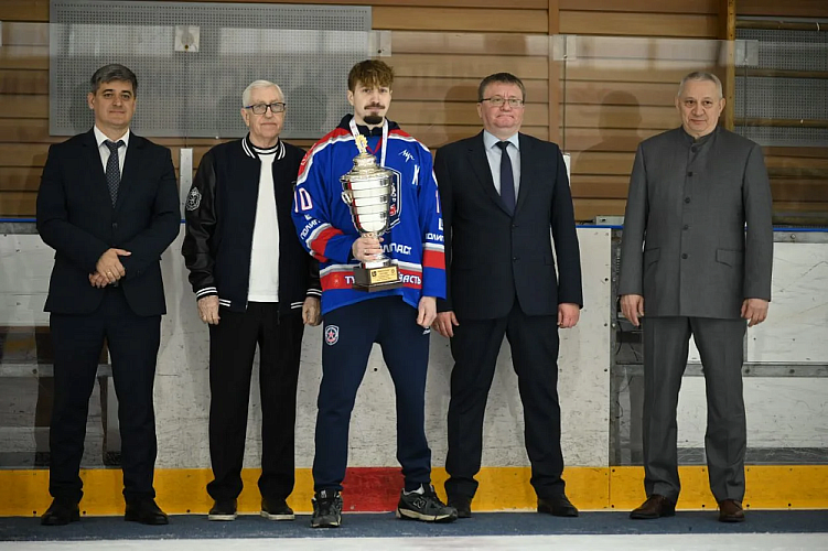 СХК «АКМ-следж» - победитель чемпионата России по следж-хоккею в дивизионе «Высшая лига» СХК «АКМ-следж» - победитель чемпионата России по следж-хоккею в дивизионе «Высшая лига»