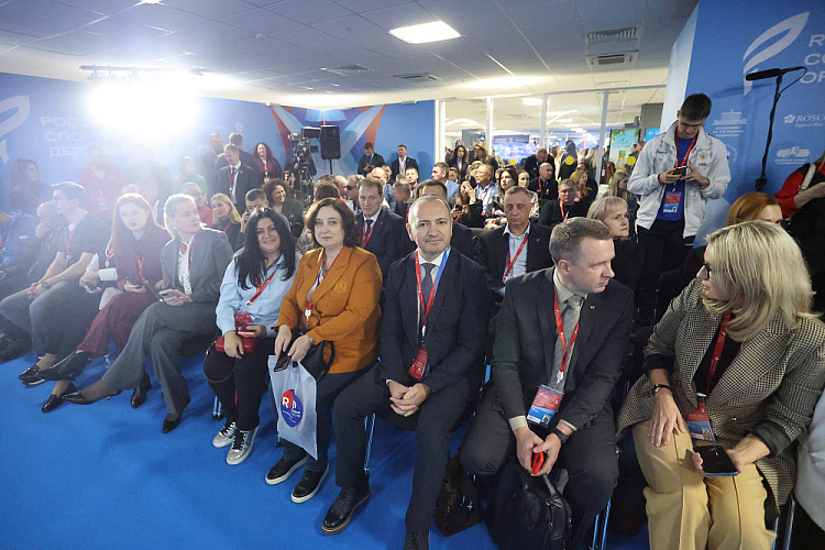 Президент ПКР П.А. Рожков выступил с докладом на сессии «Адаптивный спорт в эпоху перемен: отвечаем на вызовы времени» – спорт как драйвер реабилитации и социальной адаптации