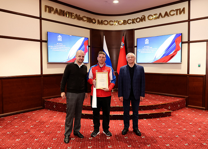 Министр спорта РФ М.В. Дегтярев, Губернатор Московской области А.Ю. Воробьев, президент ПКР П.А. Рожков встретились с подмосковной командой по итогам выступления на зимнем Кубке Защитников Отечества Министр спорта РФ М.В. Дегтярев, Губернатор Московской области А.Ю. Воробьев, президент ПКР П.А. Рожков встретились с подмосковной командой по итогам выступления на зимнем Кубке Защитников Отечества