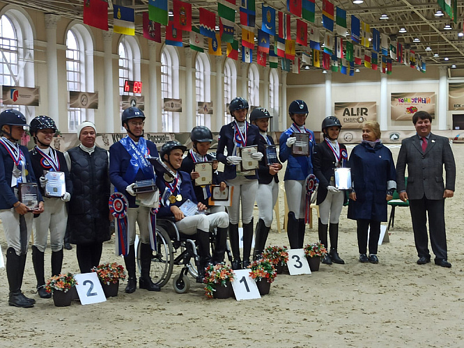 Определены победители и призеры Всероссийских соревнований по конному спорту лиц с ПОДА