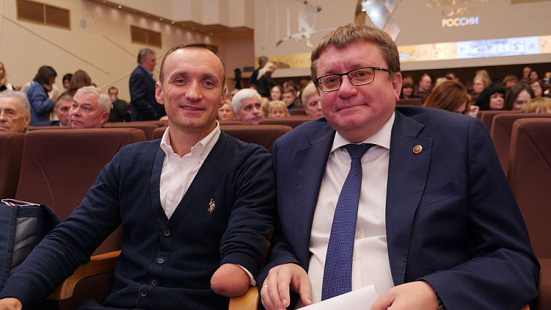 А.А. Строкин в ОКР принял участие в награждении А. Калины премией «Серебряная лань», утвержденной Федерацией спортивных журналистов России